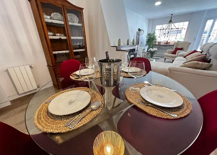 Casa Isabel Aeropuerto Feria Valencia